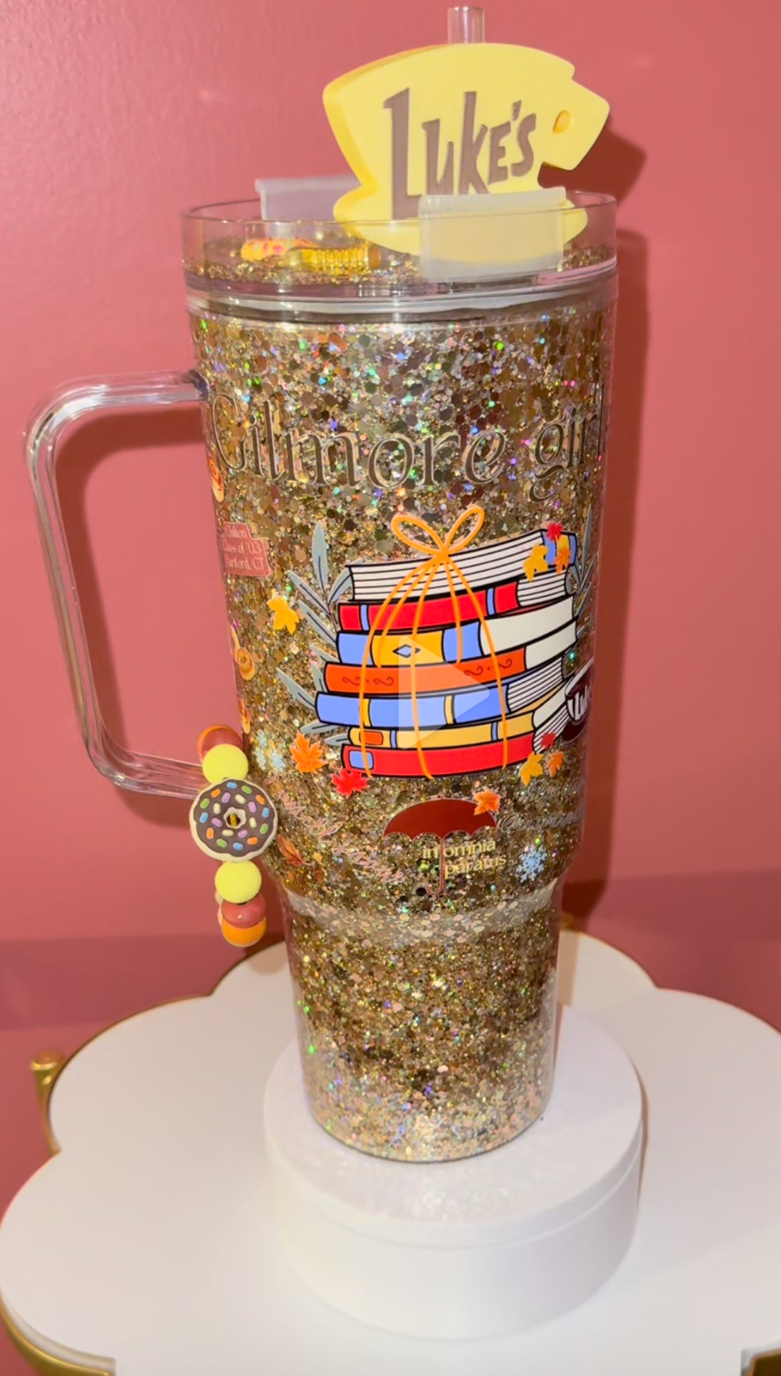 Custom Snowglobe 40 oz Tumbler – Glitter Tumbler | Personalized Cup for Gifts & Everyday Use